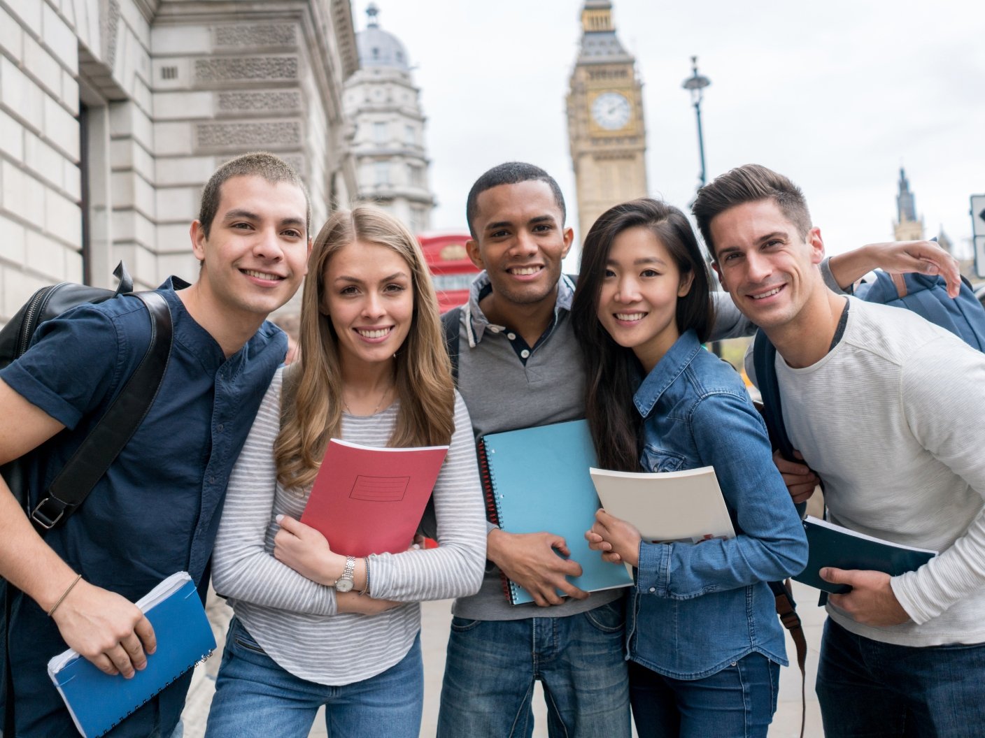 Indian students successfully admitted to UK universities